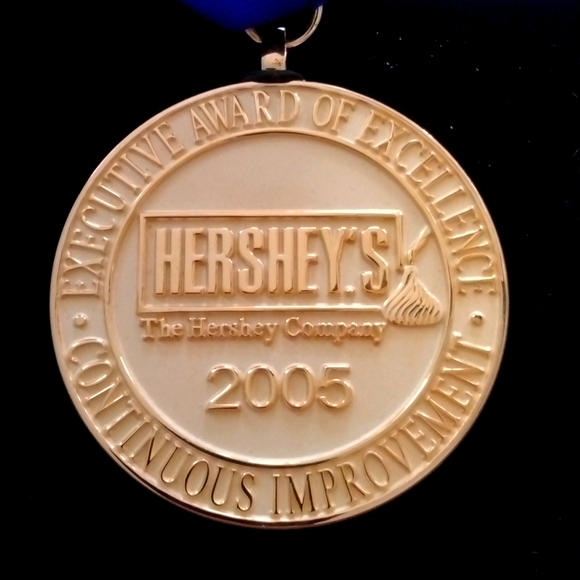 2005 Executive Award of Excellence by The Hershey Company - Picture 1 of 2